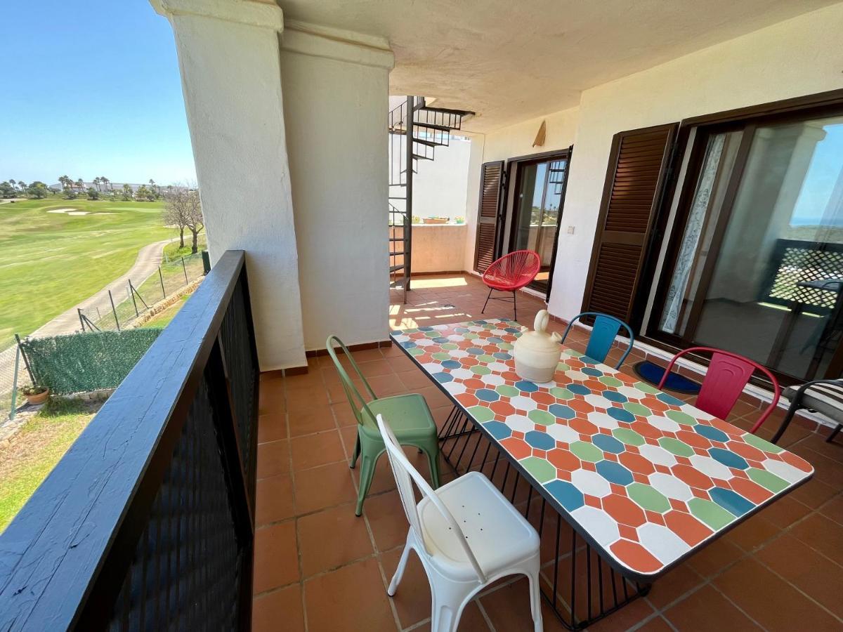 Quiet & Spacious Apt @ Golf Course W/ Roof Terrace San Roque  Buitenkant foto