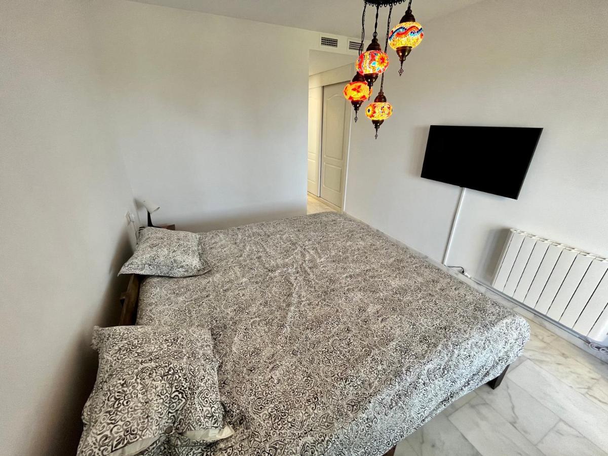 Quiet & Spacious Apt @ Golf Course W/ Roof Terrace San Roque  Buitenkant foto
